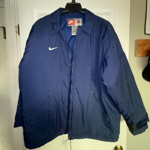 VINTAGE Toronto Maple Leafs NHL Nike Team Issued Parka